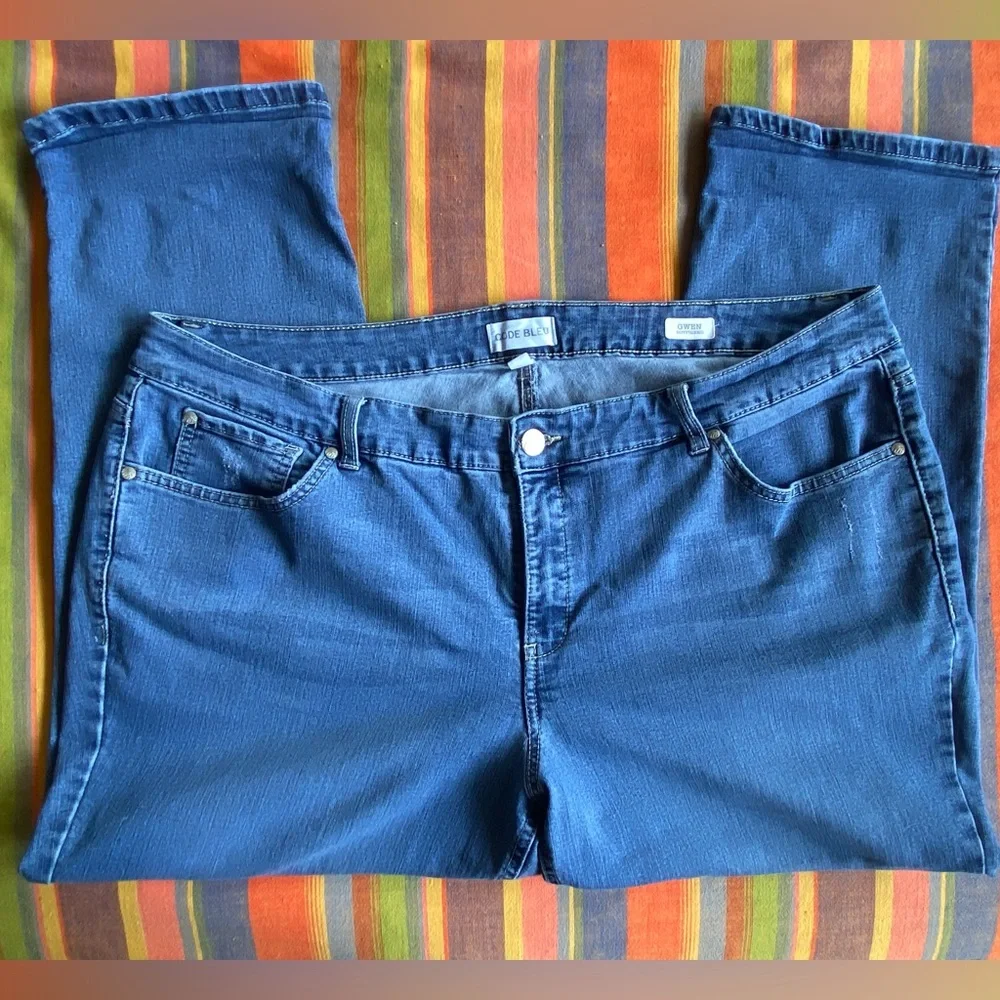 Code Bleu Jeans - Picture 1 of 3